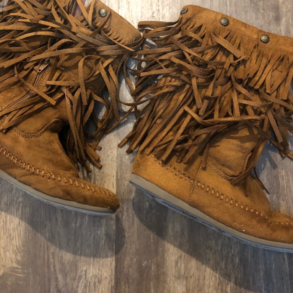 Brown frill boots children’s sizes